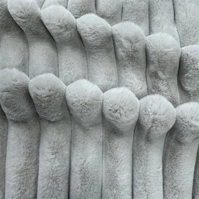 100% poileistir Striped Coinín Fabraic Fur Faux